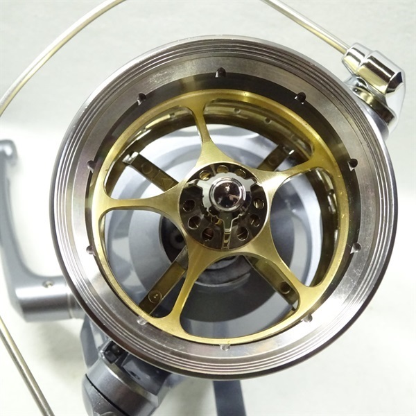 ０６グランドサーフ３５Ｖ
